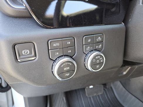 New 2026 GMC Sierra 2500 SLT w/ SLT Premium Package AWD/4WD image 7