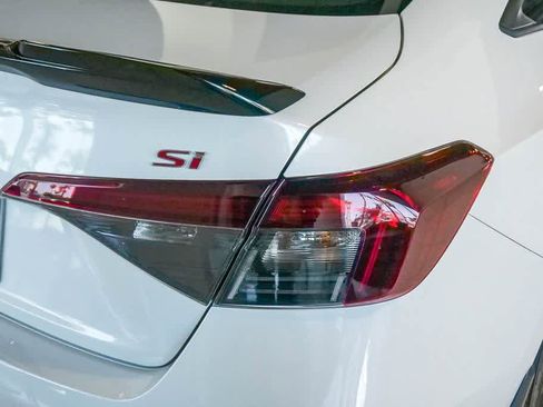 New 2026 Honda Civic Si image 9