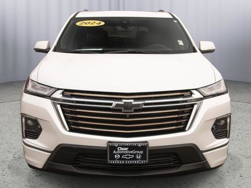 Used 2024 Chevrolet Traverse High Country image 18
