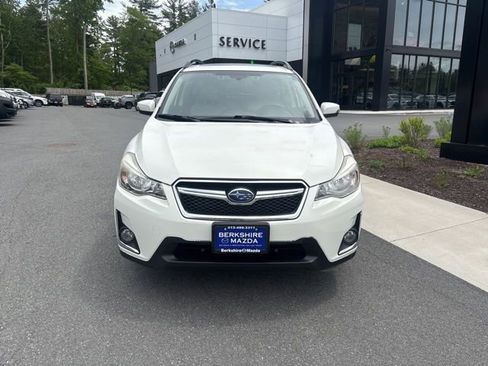 Used 2016 Subaru Crosstrek 2.0i Limited AWD/4WD image 7