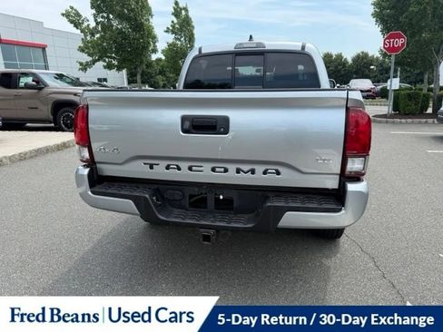 Certified 2022 Toyota Tacoma SR AWD/4WD image 7