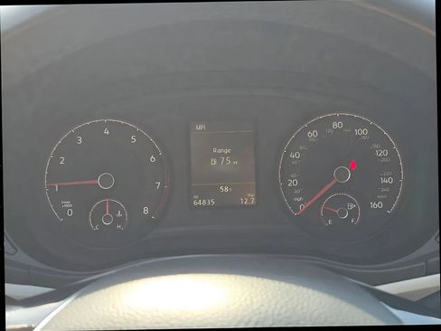 Used 2021 Volkswagen Passat 2.0T SE FWD image 24