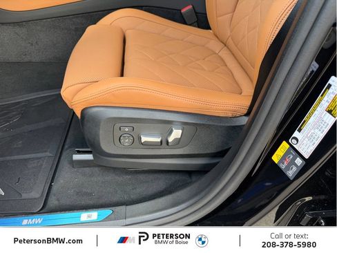 New 2026 BMW X5 xDrive50e w/ Premium Package AWD/4WD image 24