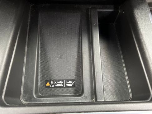 Used 2021 GMC Sierra 1500 AT4 w/ AT4 Value Package AWD/4WD image 36