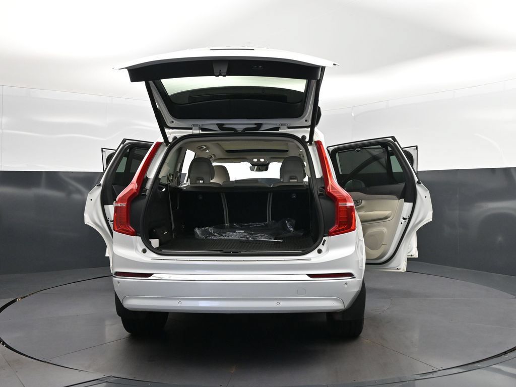 Used 2023 Volvo XC90 B6 Ultimate w/ Protection Package Premier AWD/4WD image 51