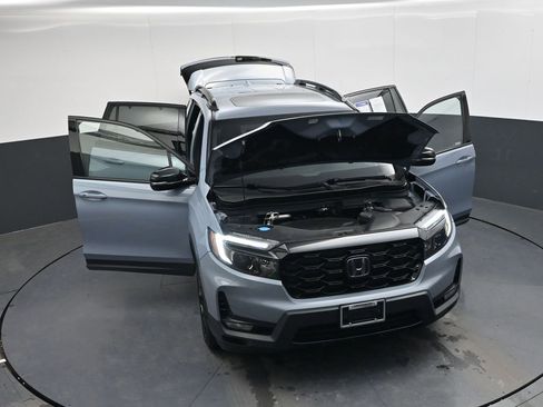 Used 2023 Honda Passport Elite image 37