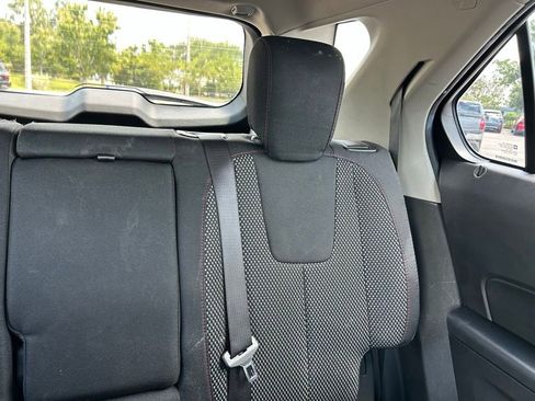 Used 2016 Chevrolet Equinox LS FWD image 15