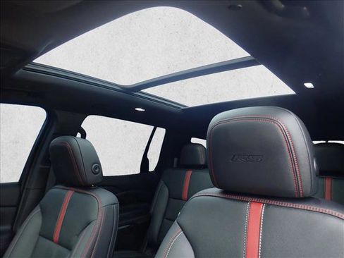 Used 2024 Chevrolet Traverse RS w/ LPO, Floor Liner Package image 14