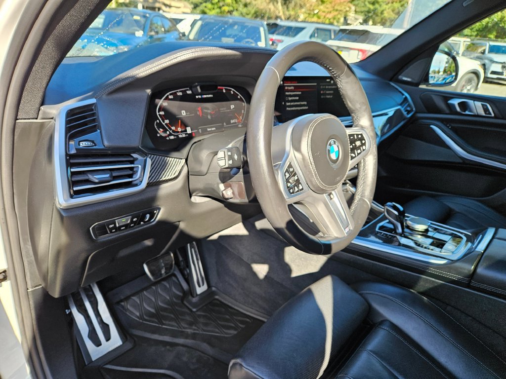 Used 2022 BMW X5 M50i AWD/4WD image 21