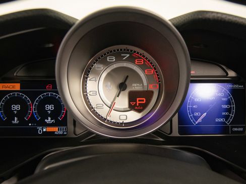 Certified 2022 Ferrari Portofino M RWD image 19