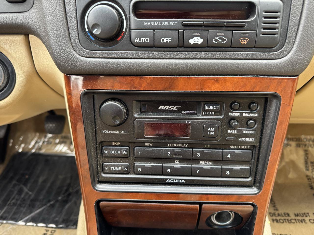 Used 1991 Acura Legend LS FWD image 18