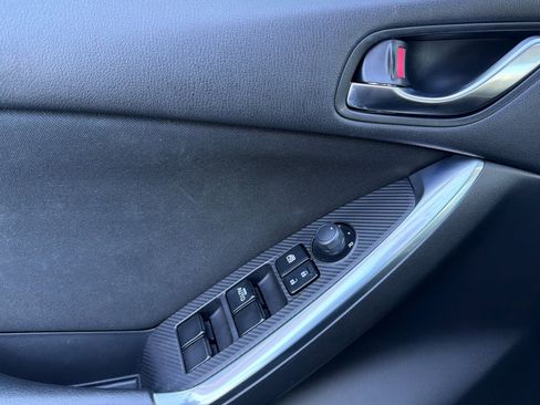 Used 2016 MAZDA CX-5 Touring image 12