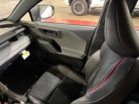 Used 2026 Toyota RAV4 AWD Plug-in Hybrid image 27