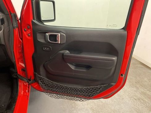 Used 2018 Jeep Wrangler Unlimited Sport S AWD/4WD image 27