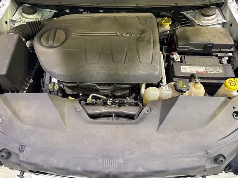 Used 2020 Jeep Cherokee Limited image 21