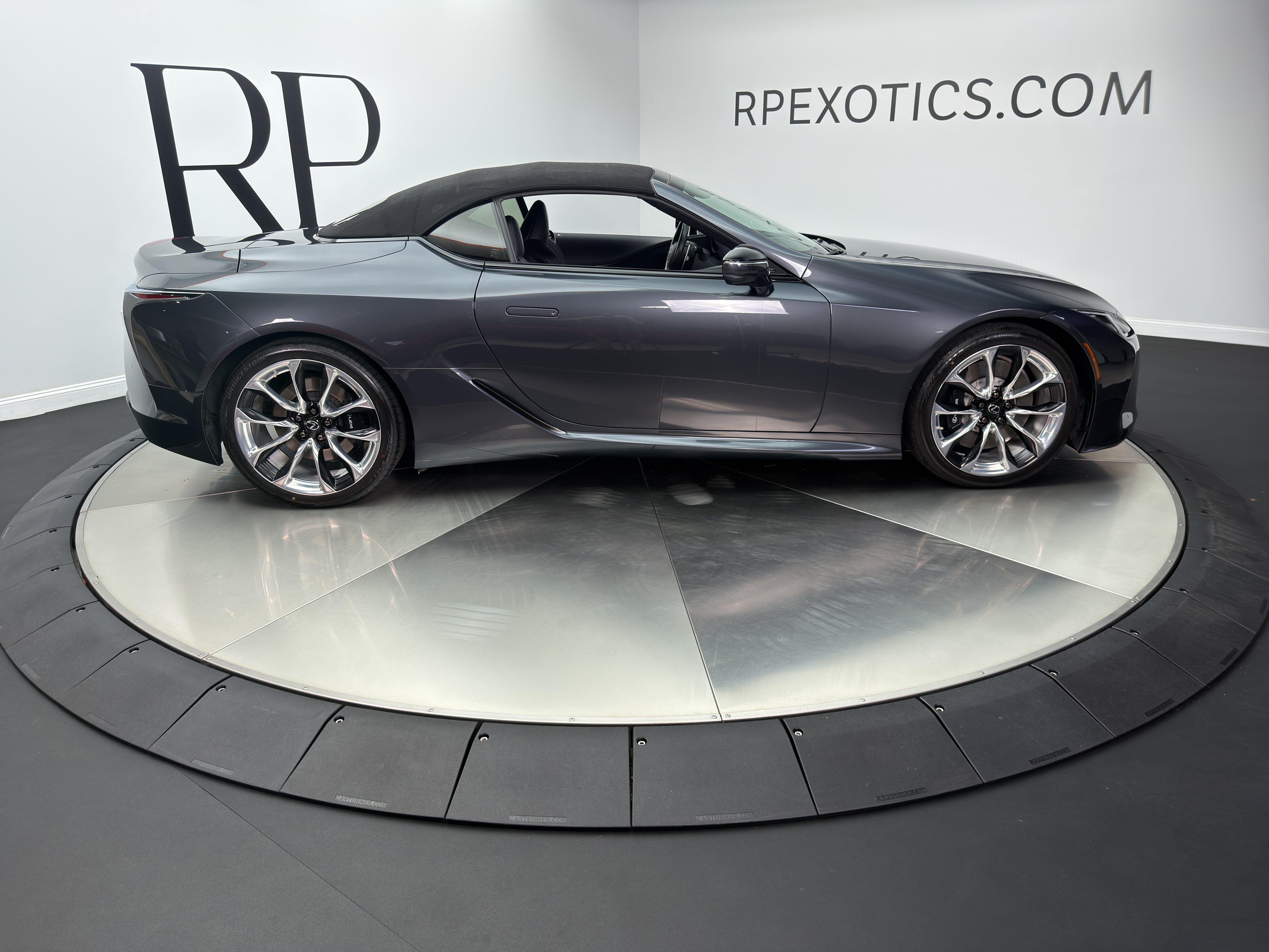 Used 2022 Lexus LC 500 Convertible w/ Touring Package RWD image 15
