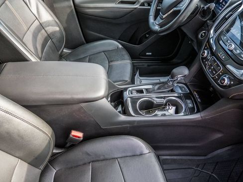 Used 2023 Chevrolet Equinox Premier AWD/4WD image 18