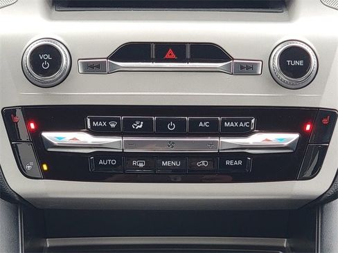 Certified 2023 Ford Explorer XLT w/ Equipment Group 202A image 28