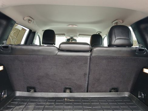 Used 2018 Jeep Cherokee Limited w/ Luxury Group image 16