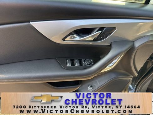 Used 2019 Chevrolet Blazer LT image 12