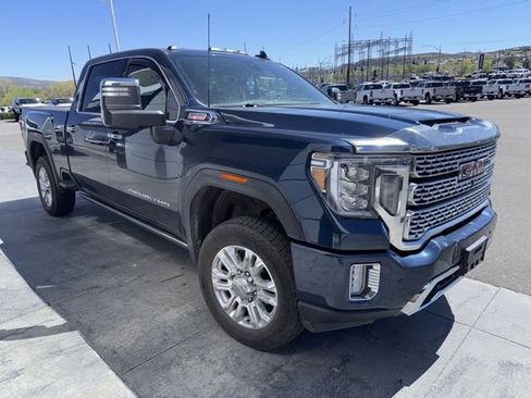 Used 2021 GMC Sierra 2500 Denali w/ Denali Ultimate Package image 2