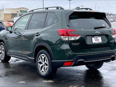 Certified 2023 Subaru Forester Premium image 13