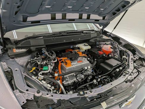 New 2026 Chevrolet Equinox EV LT image 14