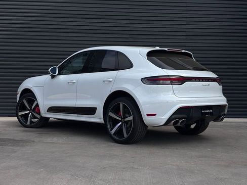 New 2025 Porsche Macan S image 3