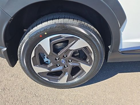 New 2025 Subaru Crosstrek 2.5i Limited w/ Popular Package #4A image 9