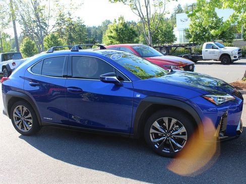 Used 2021 Lexus UX 250h F Sport w/ F Sport Premium Package AWD/4WD image 6