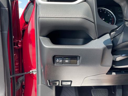 Certified 2022 Toyota RAV4 XLE image 20