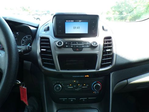 Used 2022 Ford Transit Connect XL FWD image 20