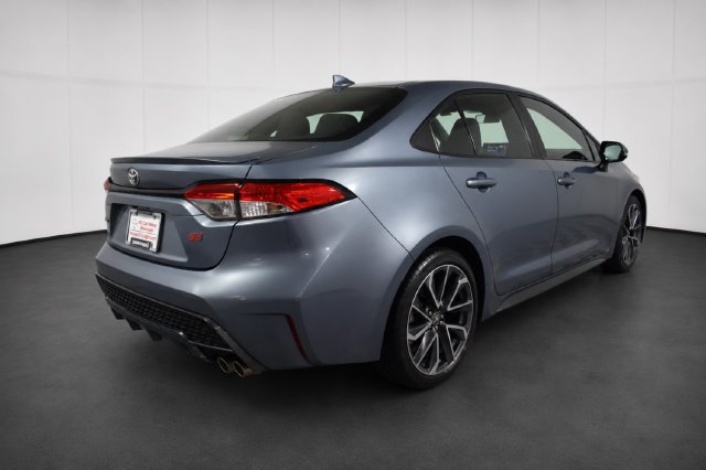 Used 2021 Toyota Corolla SE FWD image 4