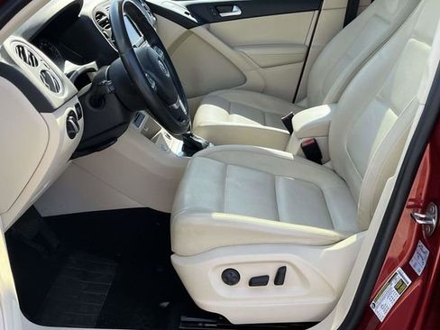 Used 2016 Volkswagen Tiguan SE FWD image 13