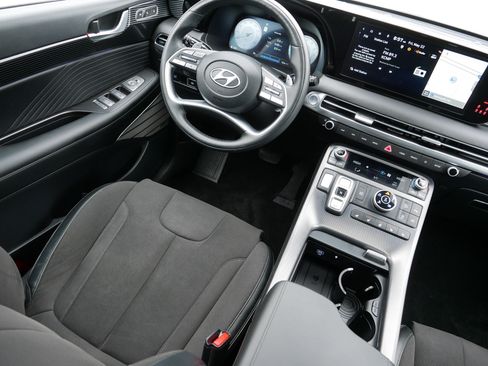 Used 2024 Hyundai Palisade Calligraphy AWD/4WD image 9