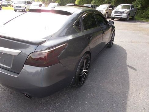 Used 2013 Nissan Altima 3.5 SL w/ Technology Pkg FWD image 14