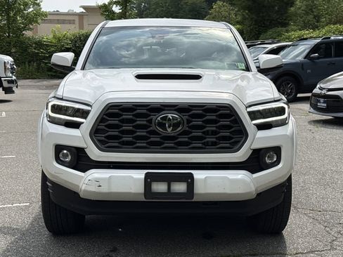 Used 2023 Toyota Tacoma TRD Sport AWD/4WD image 2