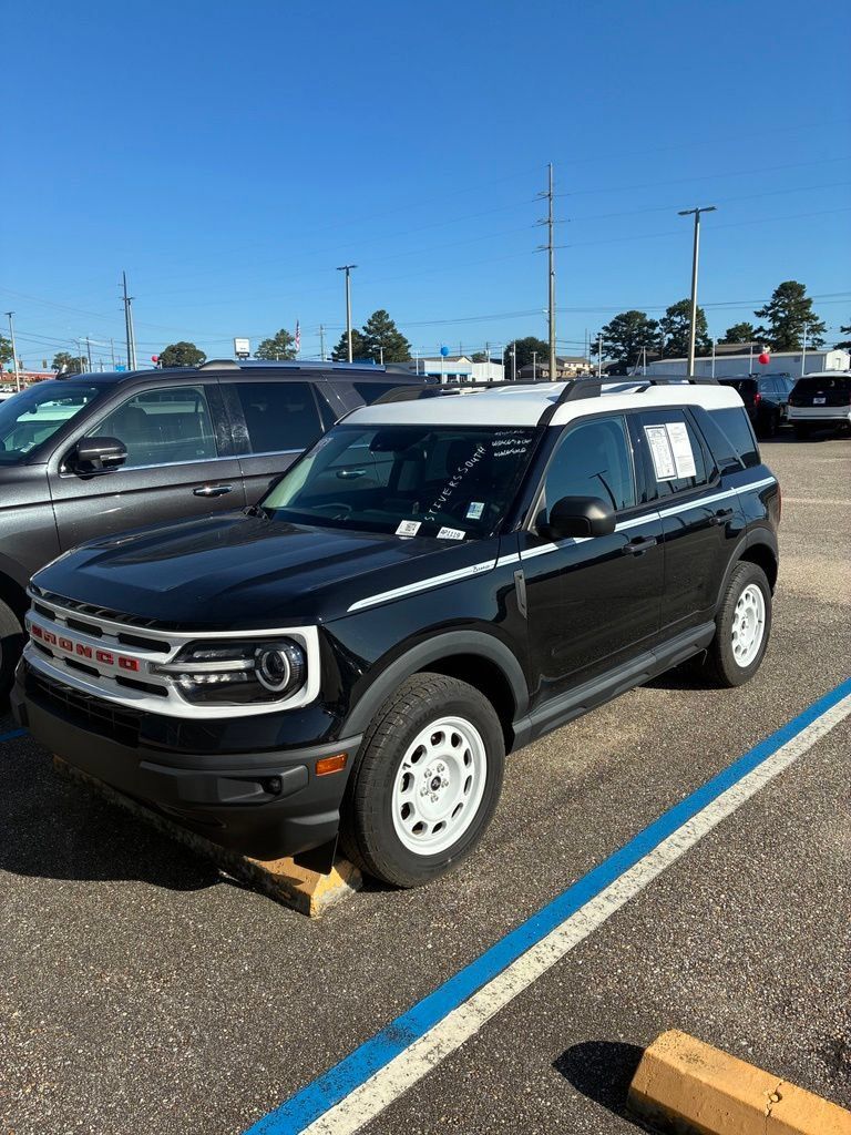 Used 2023 Ford Bronco Sport Heritage AWD/4WD image 1