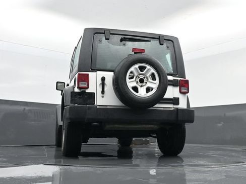 Used 2017 Jeep Wrangler Unlimited Sport AWD/4WD image 21