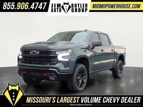 New 2026 Chevrolet Silverado 1500 LT Trail Boss w/ Convenience Package II AWD/4WD image 1