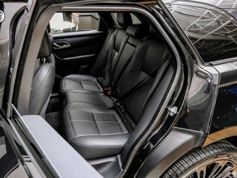 Used 2024 Land Rover Range Rover Velar Dynamic SE image 40