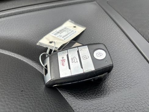 Used 2014 Kia Sorento EX w/ EX V6 Touring Package image 31