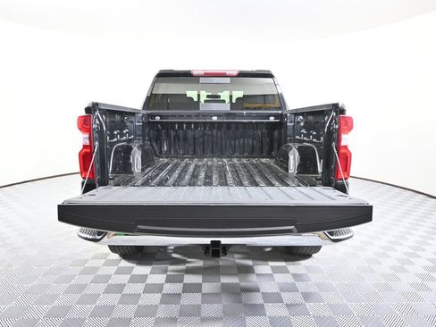 Used 2021 Chevrolet Silverado 1500 LTZ w/ Safety Package II AWD/4WD image 6