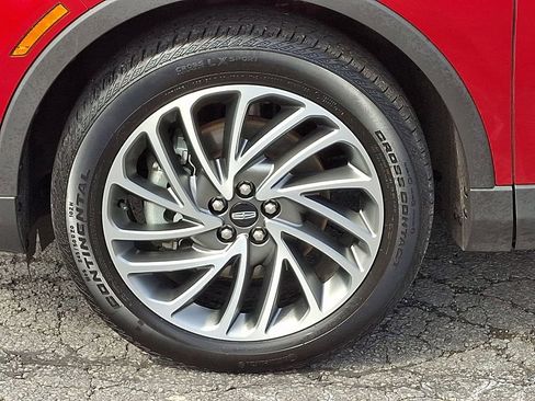 Certified 2020 Lincoln Nautilus Reserve w/ Equipment Group 201A image 8