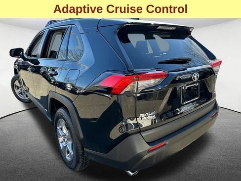 Certified 2025 Toyota RAV4 XLE image 9