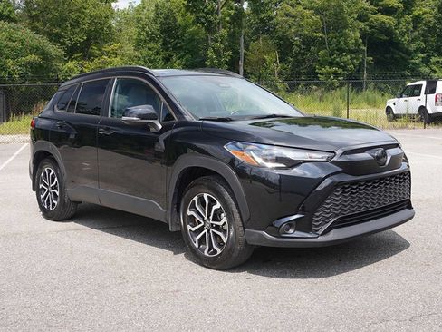 Used 2024 Toyota Corolla Cross AWD Hybrid image 47