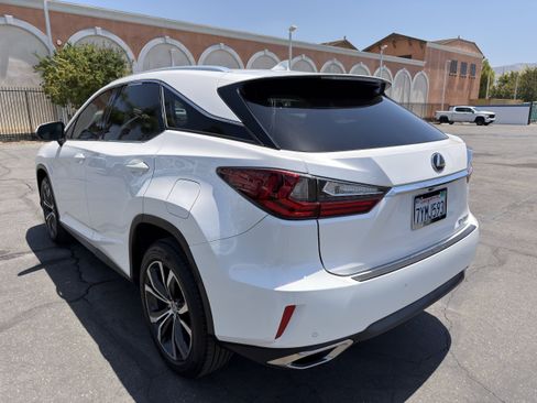 Used 2019 Kia Soul + FWD image 43