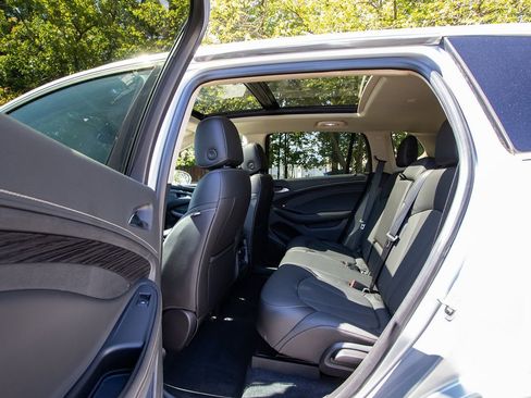 Used 2017 Buick Envision Premium image 26