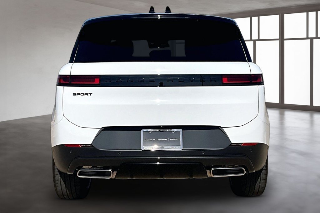 New 2027 Land Rover Range Rover Sport SE AWD/4WD image 4