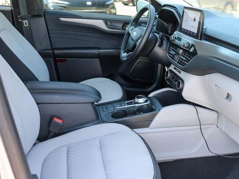 Used 2024 Ford Escape Active image 16